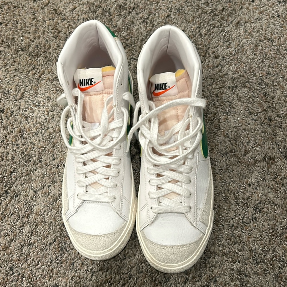 nike blazers with green swoosh